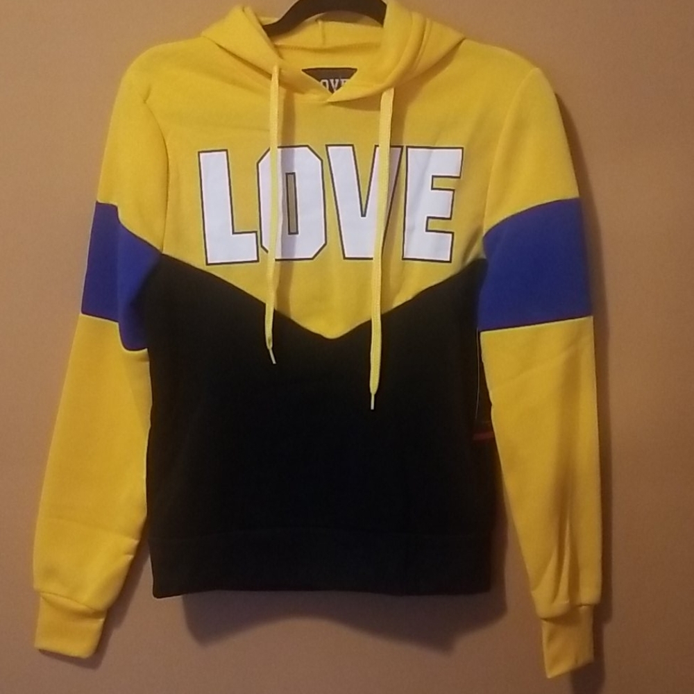 ||Love|| Color Block Pullover LOVE Sweatshirt -M